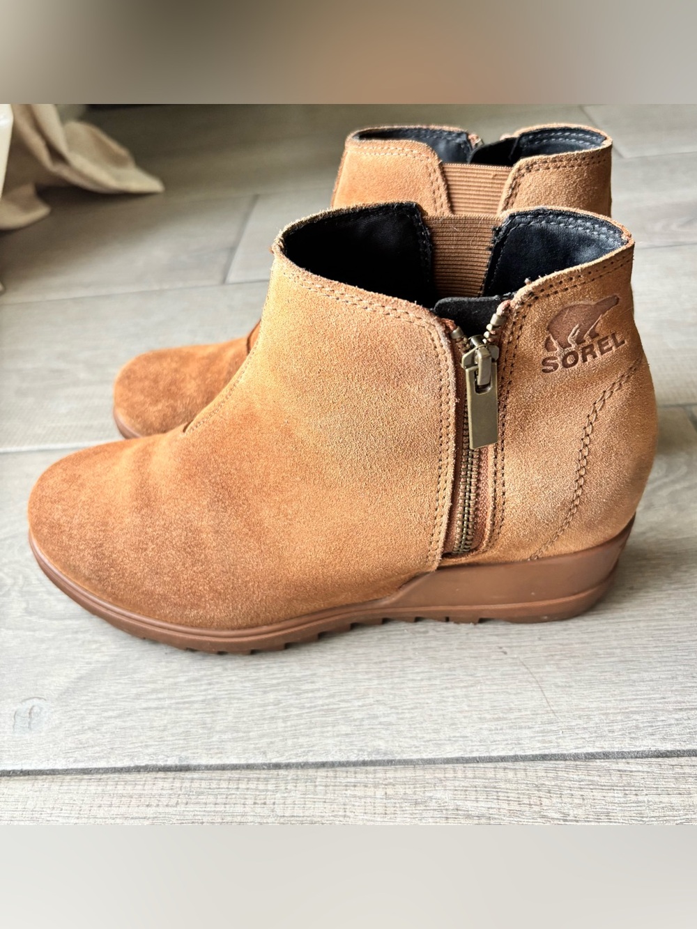 Sorel Suede Ankle Booties in Chestnut Brown-Size 8